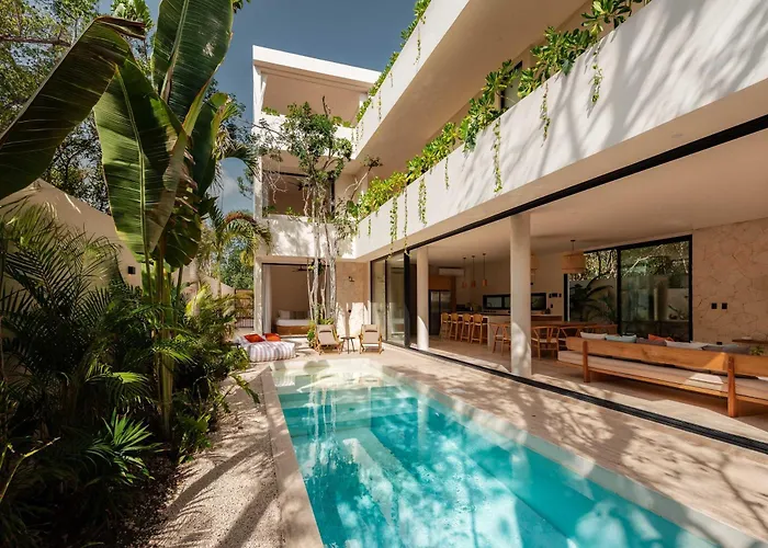 Lumila Rooftop Sunset & Jungle Views *