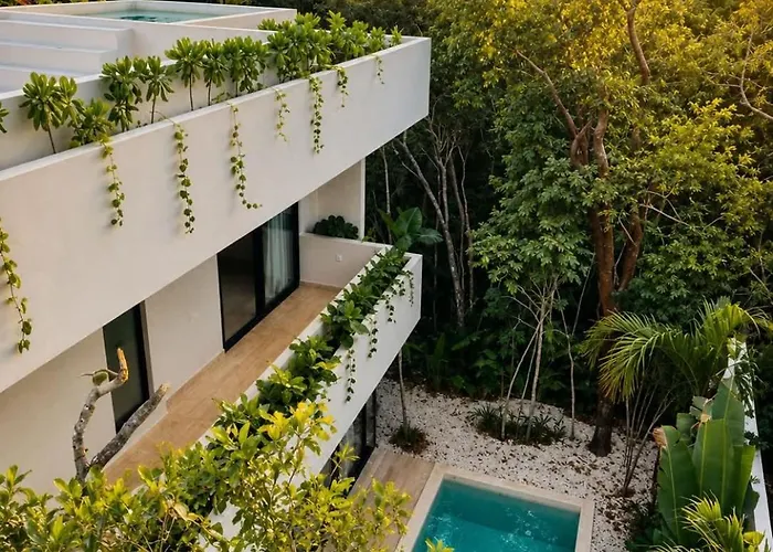 Villa Lumila Rooftop Sunset & Jungle Views