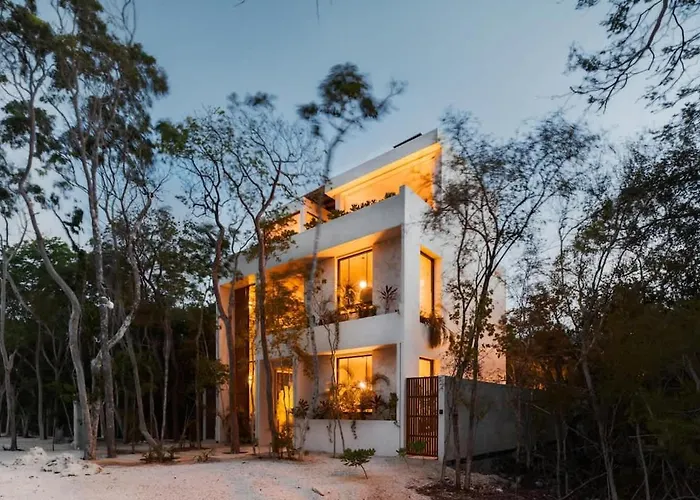 Lumila Rooftop Sunset & Jungle Views Villa *