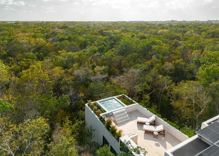 Villa Lumila Rooftop Sunset & Jungle Views