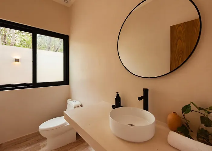 Lumila Rooftop Sunset & Jungle Views Villa