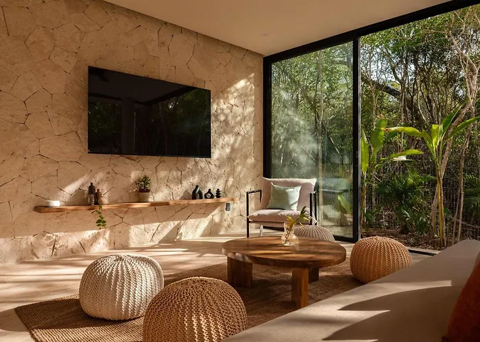 Villa Lumila Rooftop Sunset & Jungle Views